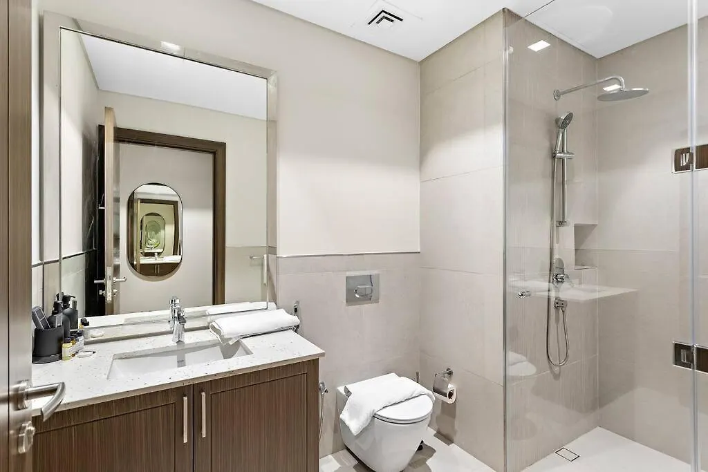 First Class Villa Exclusive & Seaside Splendor Dubai