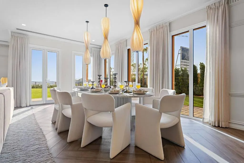 First Class Villa Exclusive & Seaside Splendor Dubai United Arab Emirates