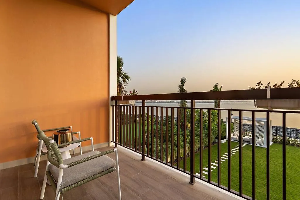 First Class Villa Exclusive & Seaside Splendor Dubai