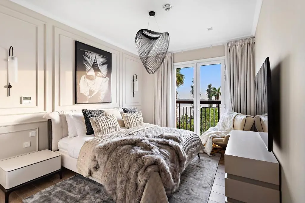 First Class Villa Exclusive & Seaside Splendor Dubai United Arab Emirates