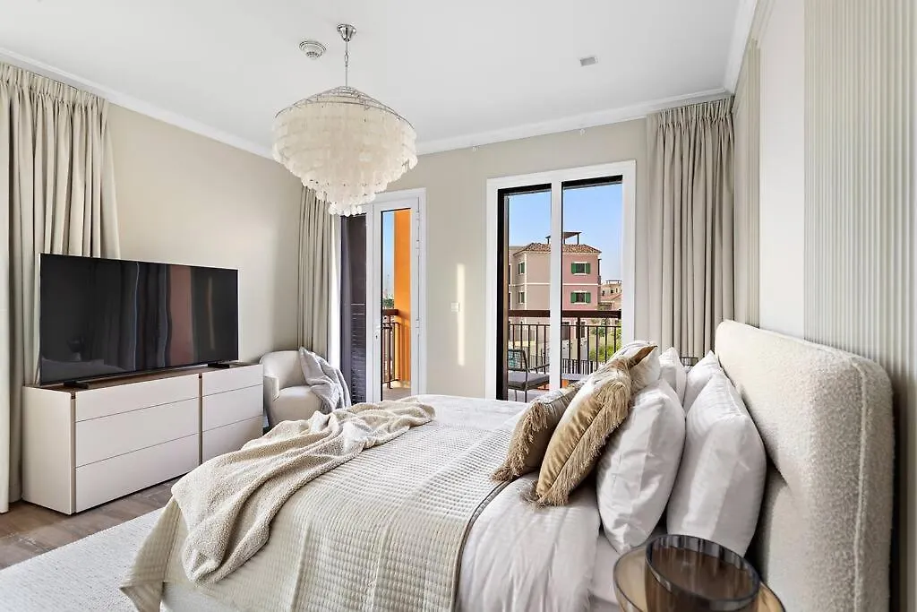 First Class Villa Exclusive & Seaside Splendor Dubai