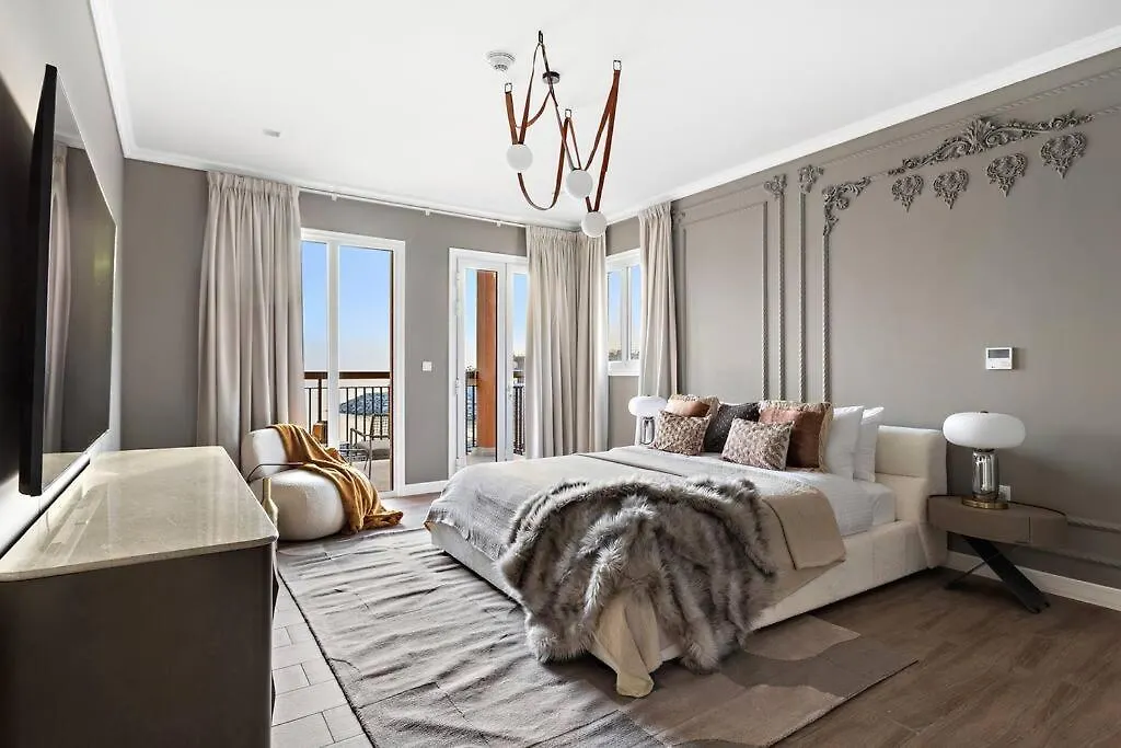 First Class Villa Exclusive & Seaside Splendor Dubai